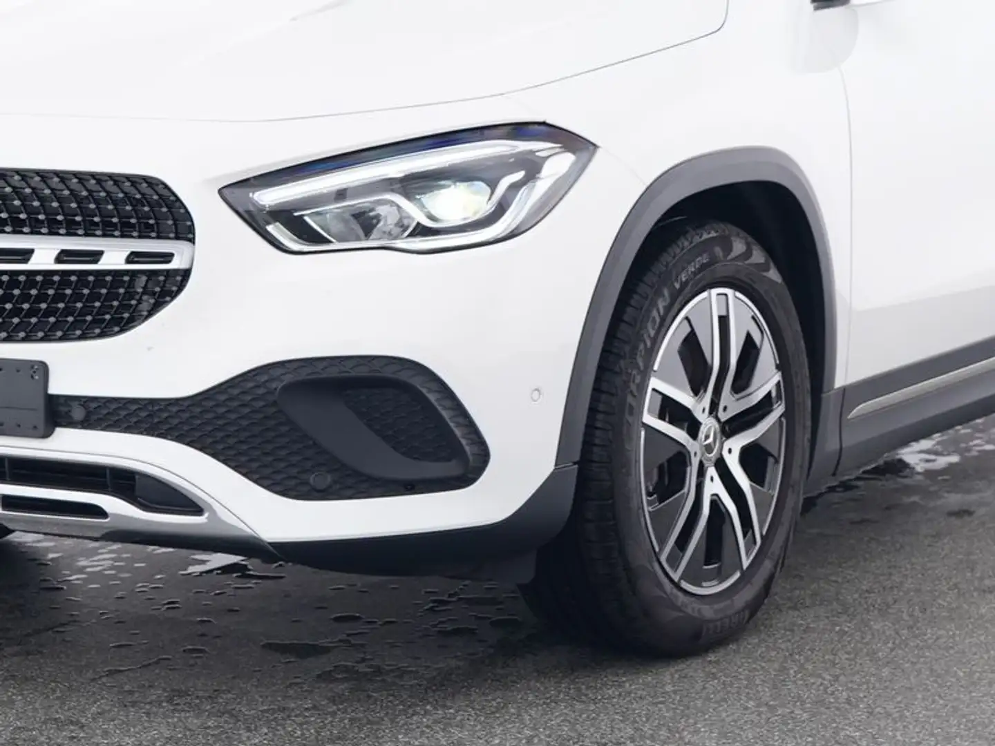 Mercedes-Benz GLA 200 AHZV*K-GO*KAMERA*THERMOTRONIC*DAB*LED* Blanco - 2