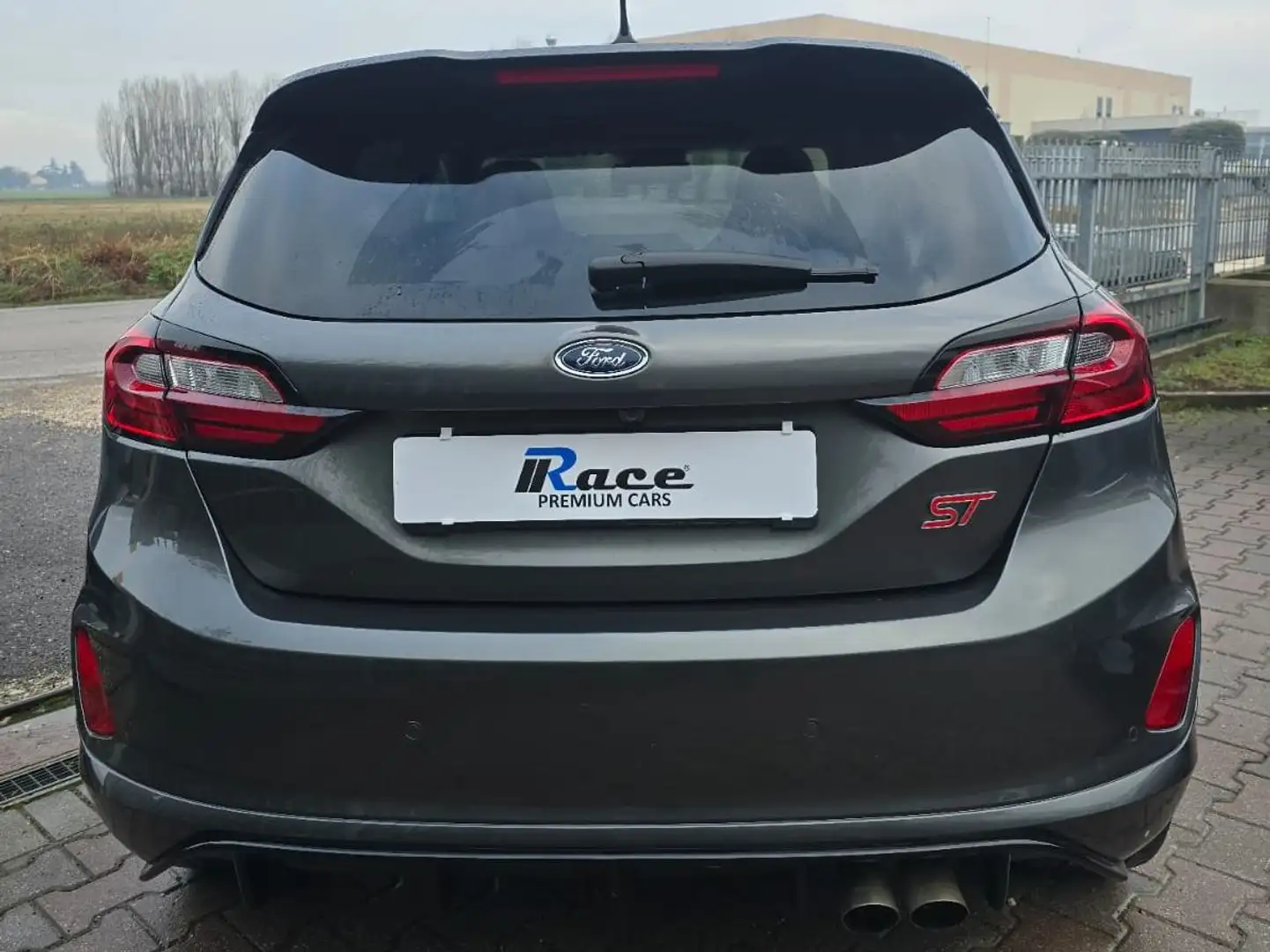 Ford Fiesta ST PERFORMANCE RESTYLING VARI COLORI DISPONIBILI Gris - 2
