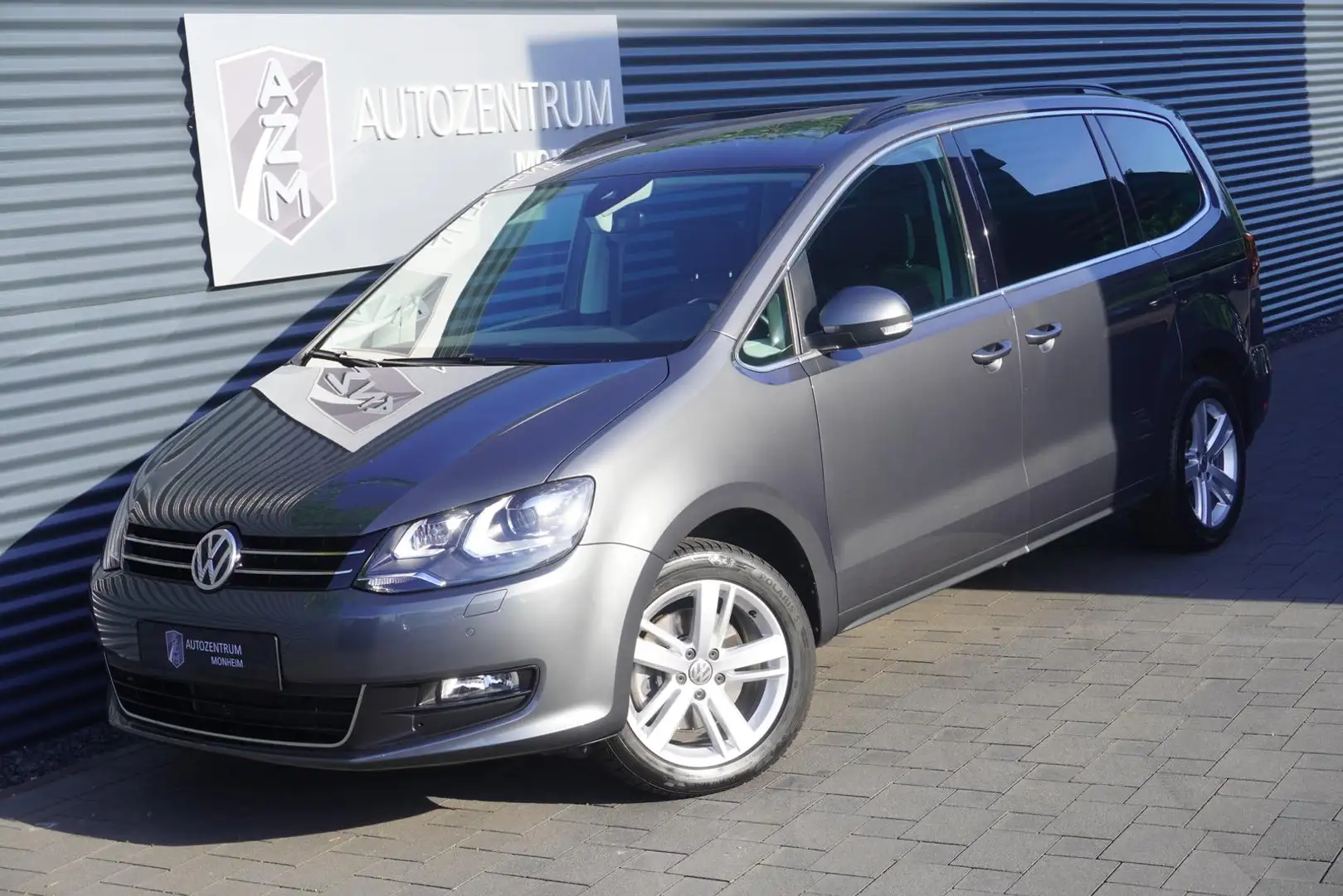 Volkswagen Sharan 1.4 TSI DSG |COMFORTLINE|7-SITZER|KAMERA| Grau - 1