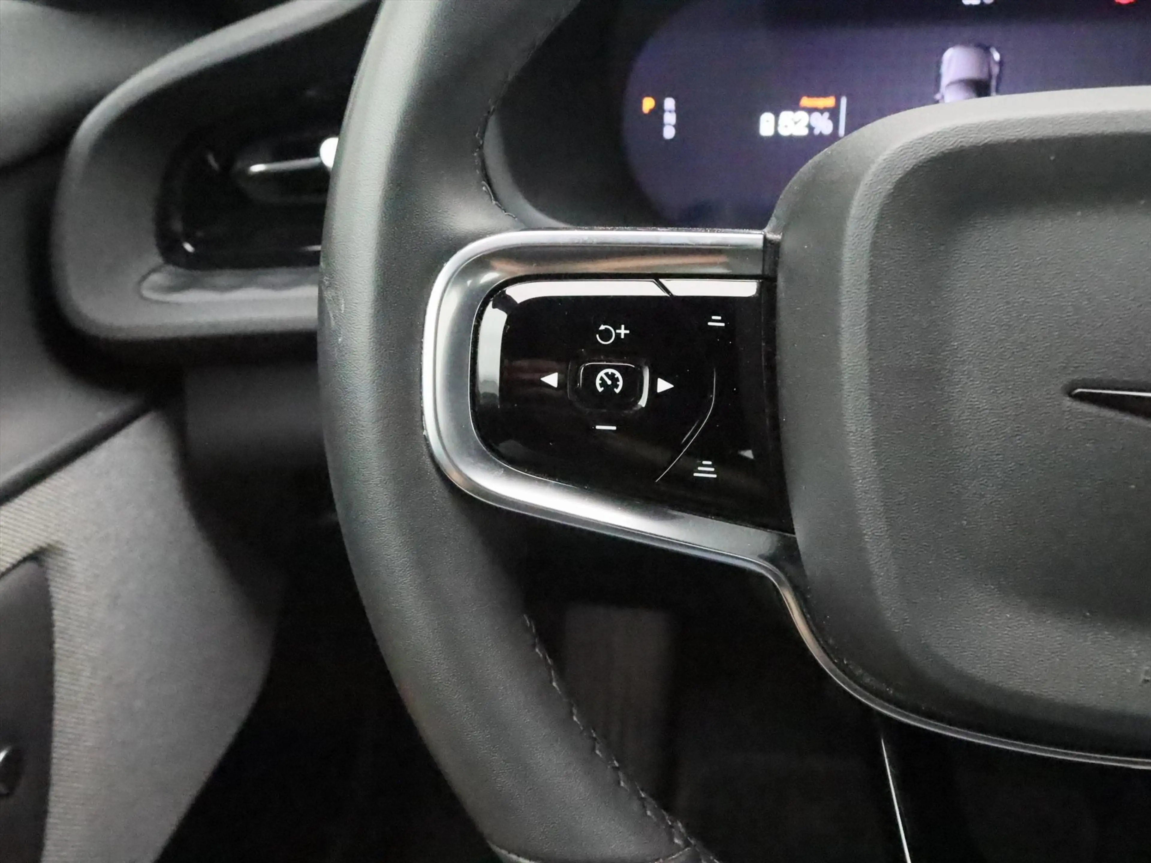 Polestar 2 170kW Long Range Single Motor 92% soH [ CLIMAAT+CR — photo 19