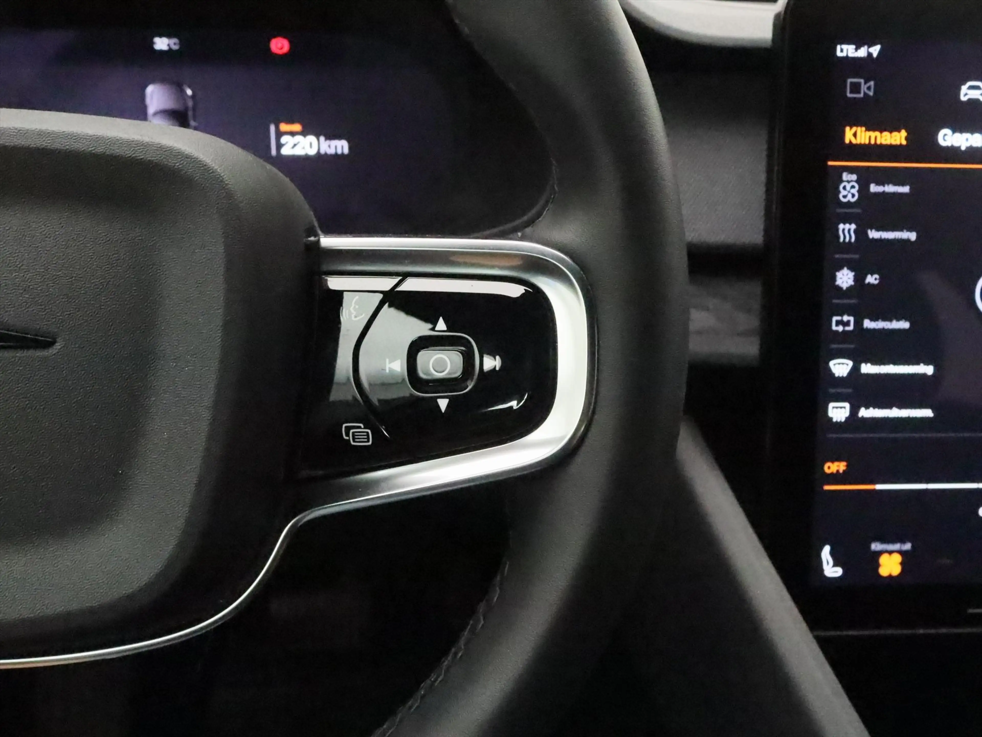 Polestar 2 170kW Long Range Single Motor 92% soH [ CLIMAAT+CR — photo 20