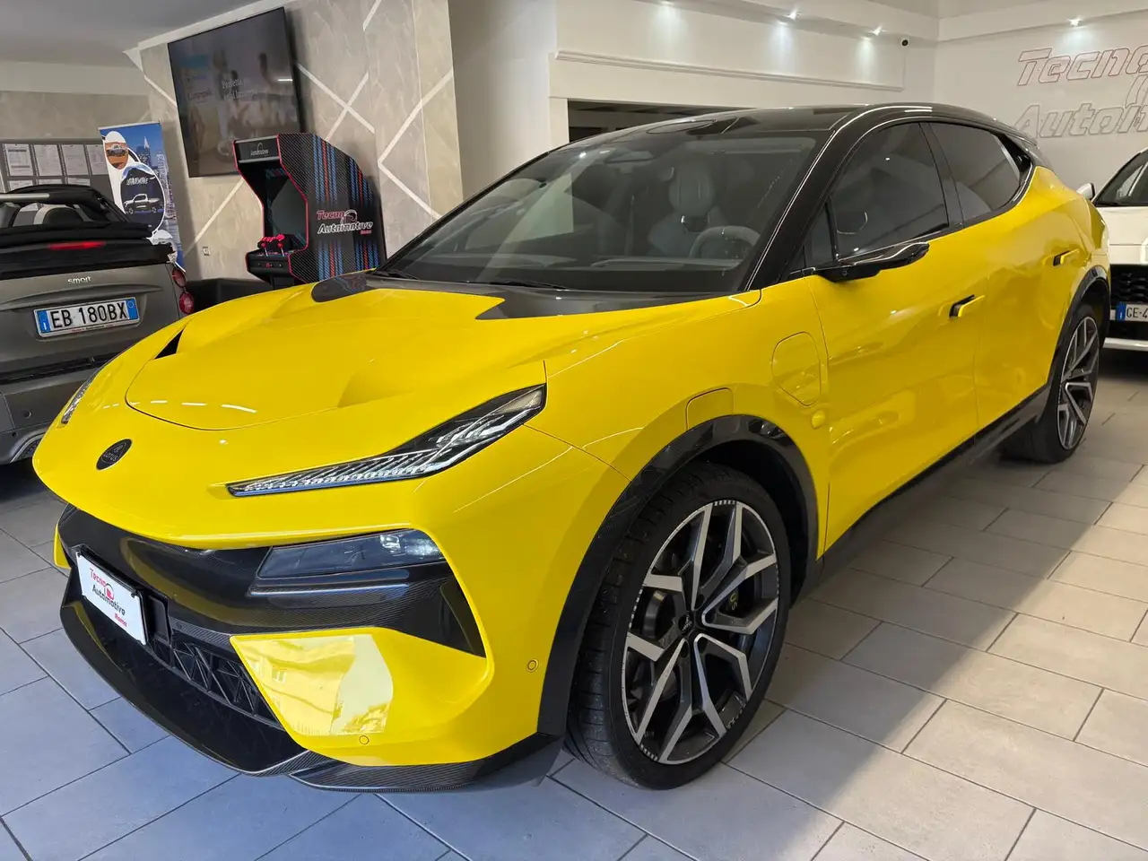 Lotus Eletre 2024