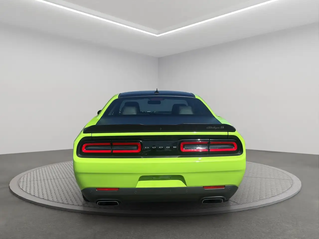 Dodge Challenger снимка Dodge Challenger