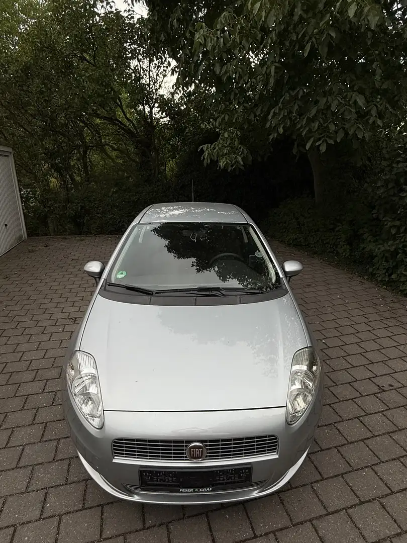Fiat Punto 1.4 Silber - 2