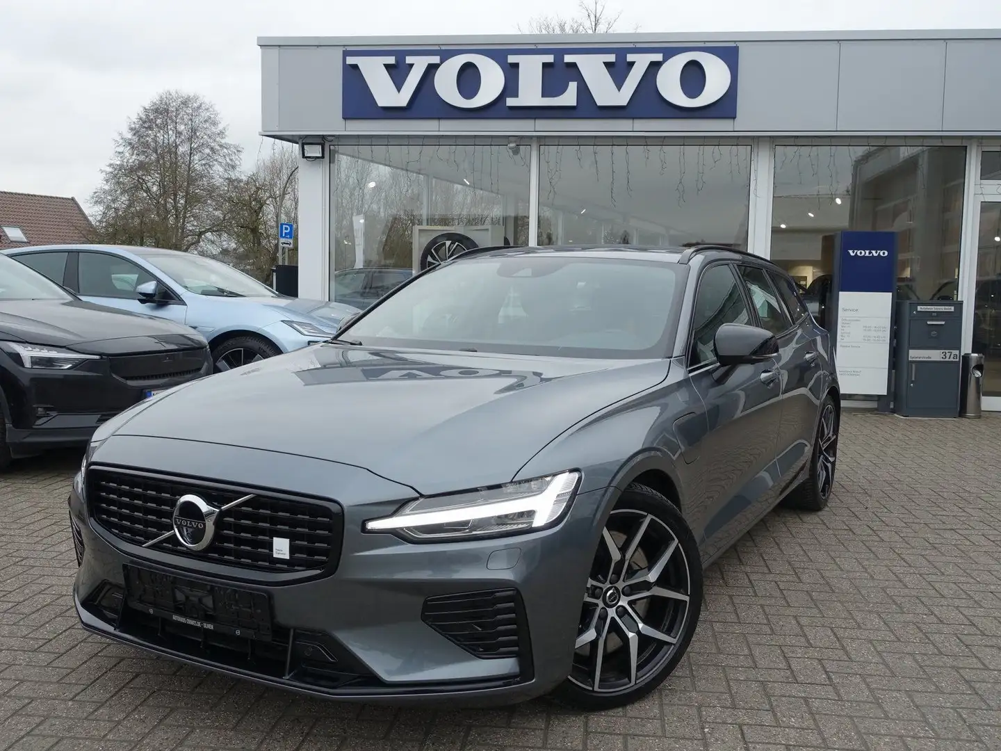Volvo V60 T8 Twin Engine AWD Polestar Engineered/360° Grau - 1