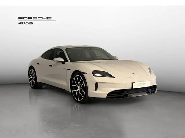 Porsche Taycan view 7
