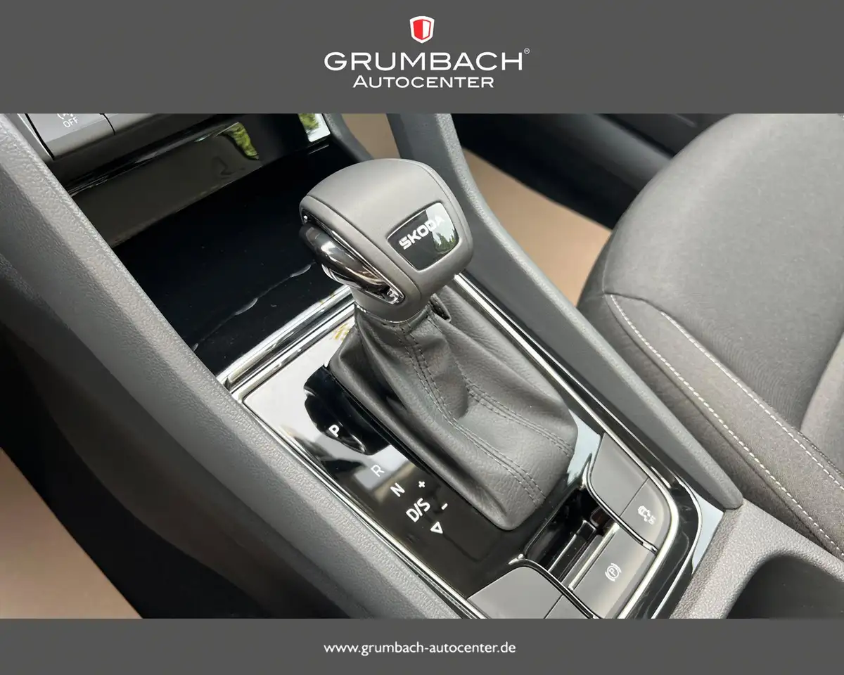 Skoda Karoq Selection Plus 1.5 TSI DSG 150PS/110kW 2026 Par..., миниатюра 17