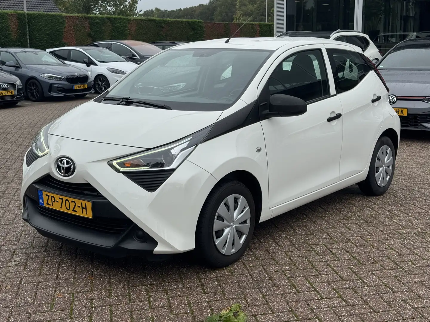 Toyota Aygo 1.0 VVT-i x Wit - 1