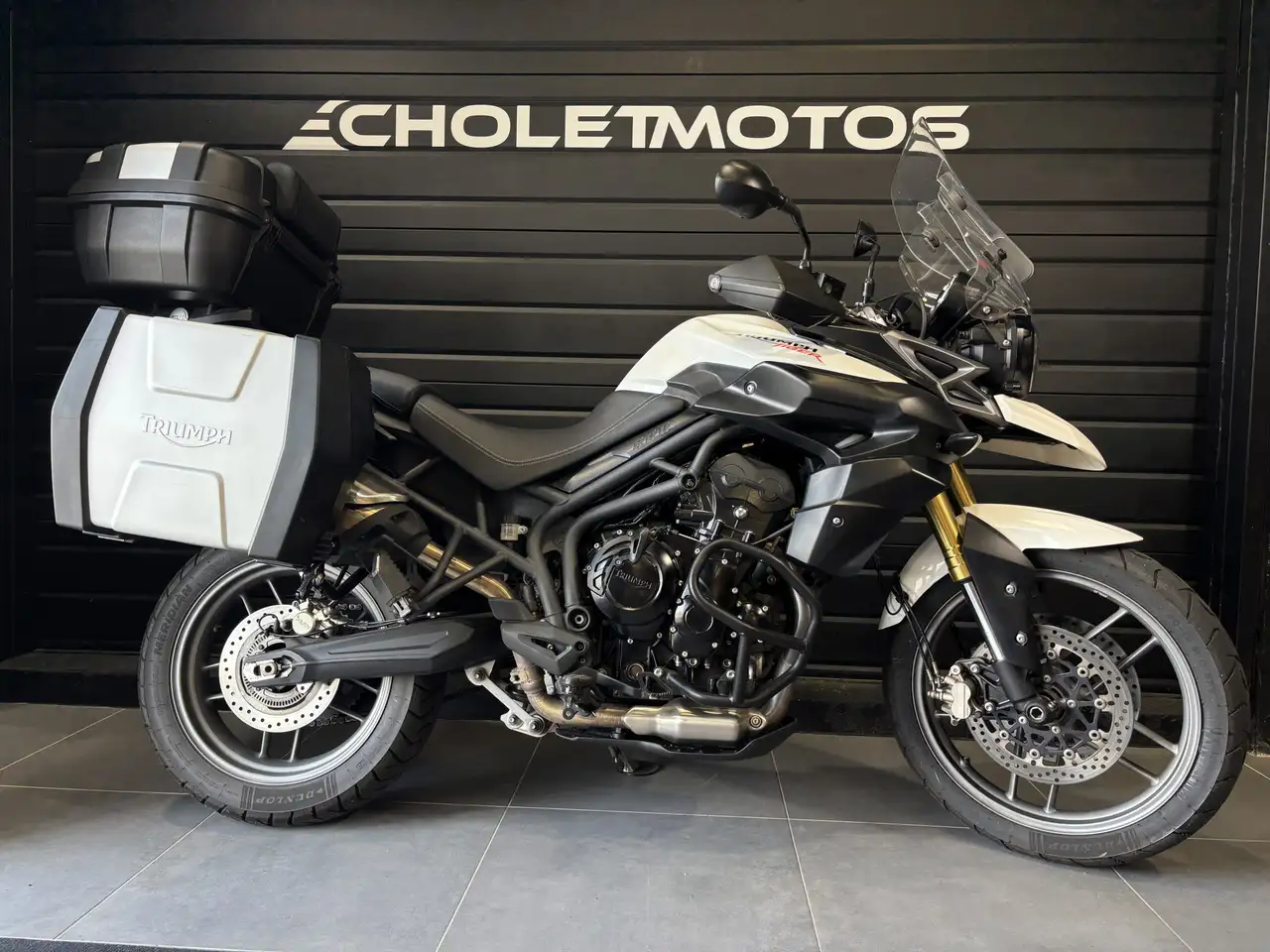 Triumph Tiger 800