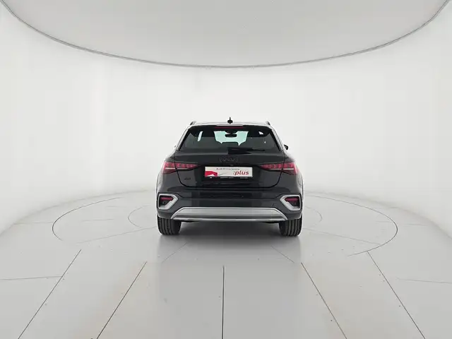 Audi A3 view 4
