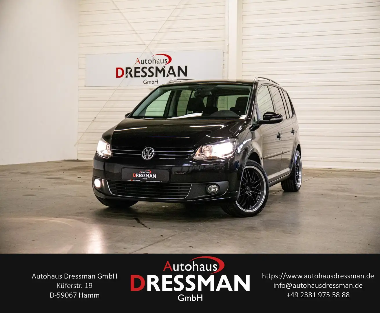 Volkswagen Touran 2.0 TDI AHK PANORAMA TEMPOMAT 7-SITZE Zwart - 1