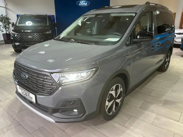 Ford Grand Tourneo Connect PHEV Active