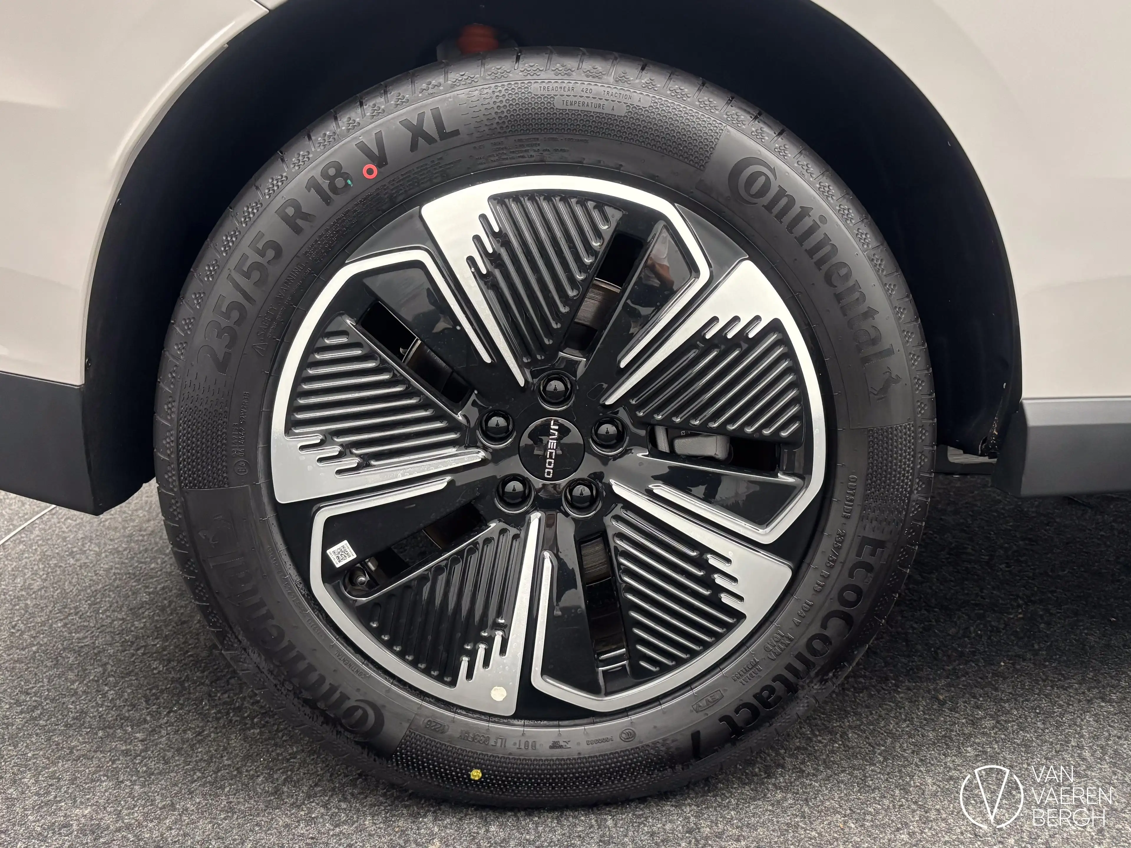 Jaecoo J5 JAECOO 5 EV Exclusive — photo 9