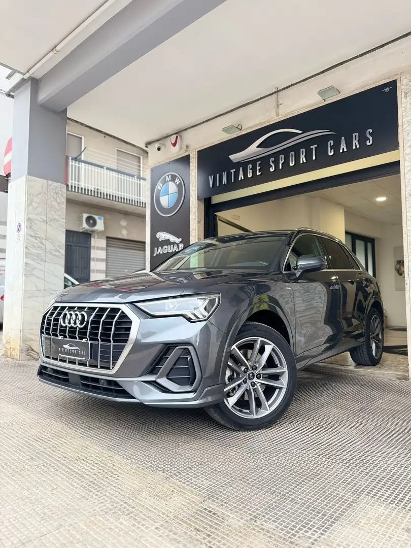 Audi Q3 40 2.0 tdi S line edition quattro 190cv s-tronic Gris - 1