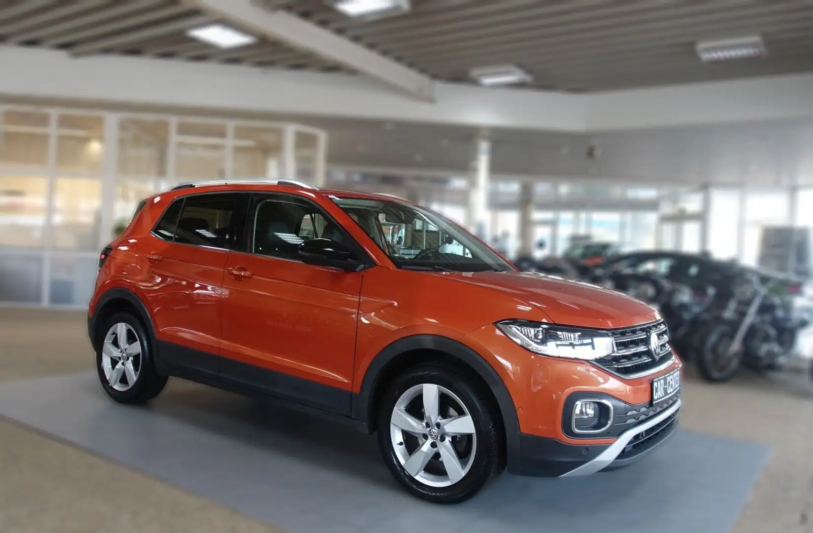 Volkswagen T-Cross Style; NAV LED DAB Beats SHZ Keyl Mirror Orange - 2
