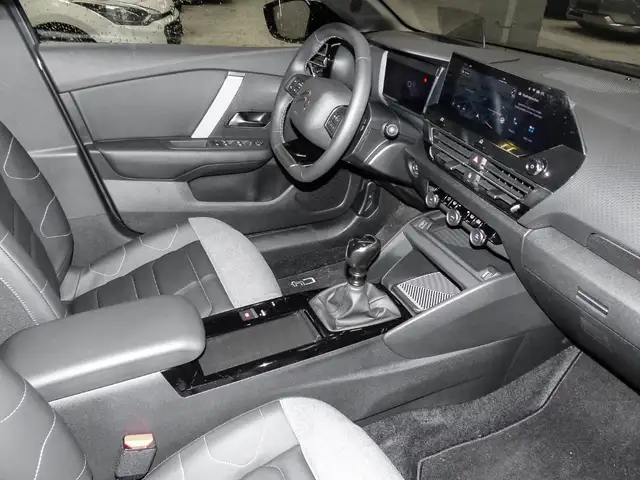 Citroen C4 view 4