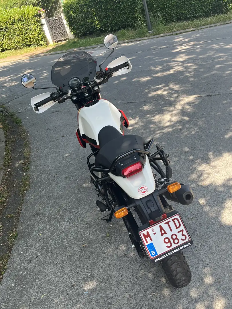 Royal Enfield Scram 411 Bianco - 2
