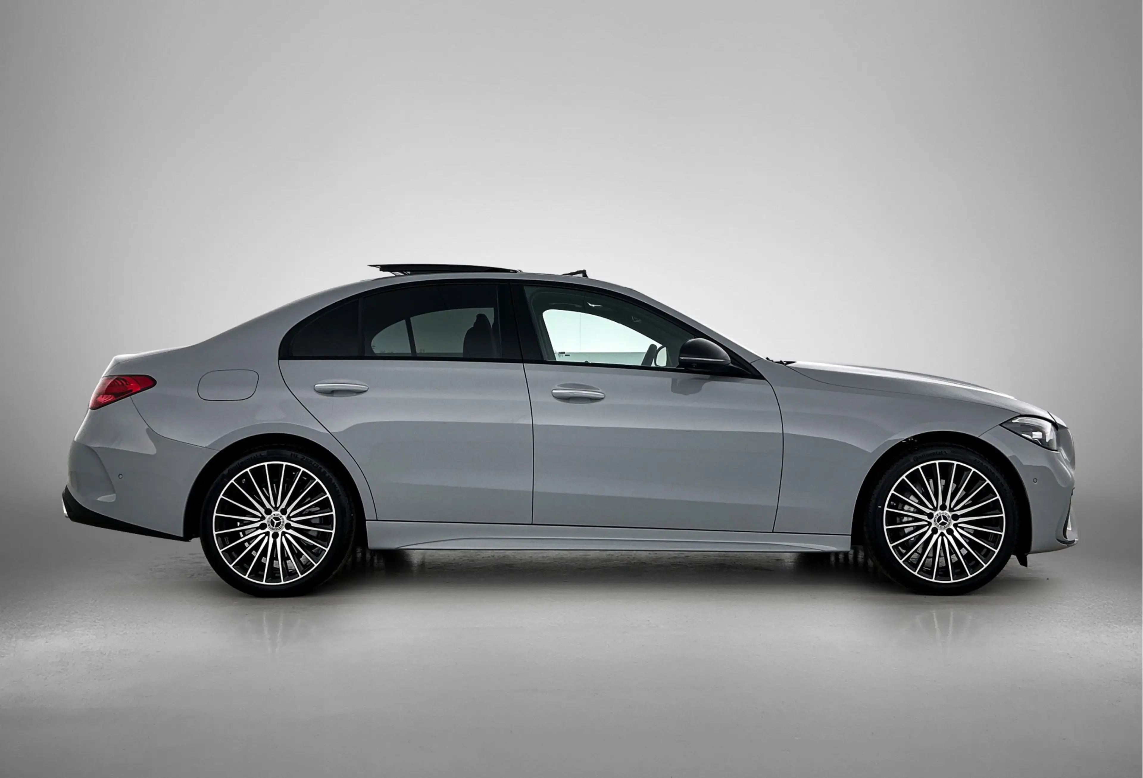 Mercedes-Benz C 300 e 140 Years Edition |  Comfortpakket Plus | Nightp — photo 14