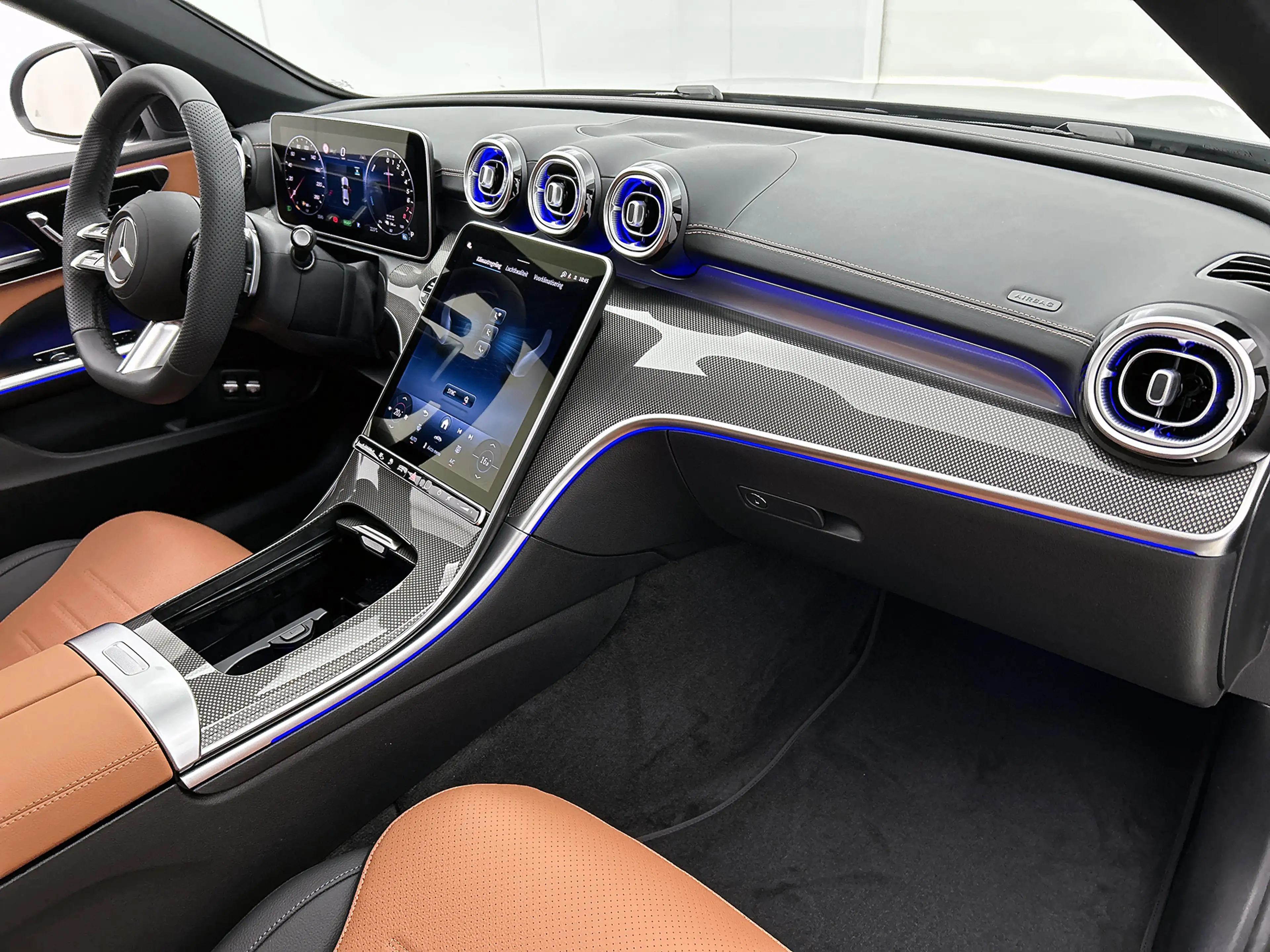 Mercedes-Benz C 300 e 140 Years Edition |  Comfortpakket Plus | Nightp — photo 7