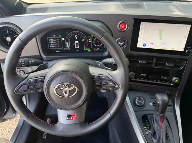 Toyota Yaris view 15