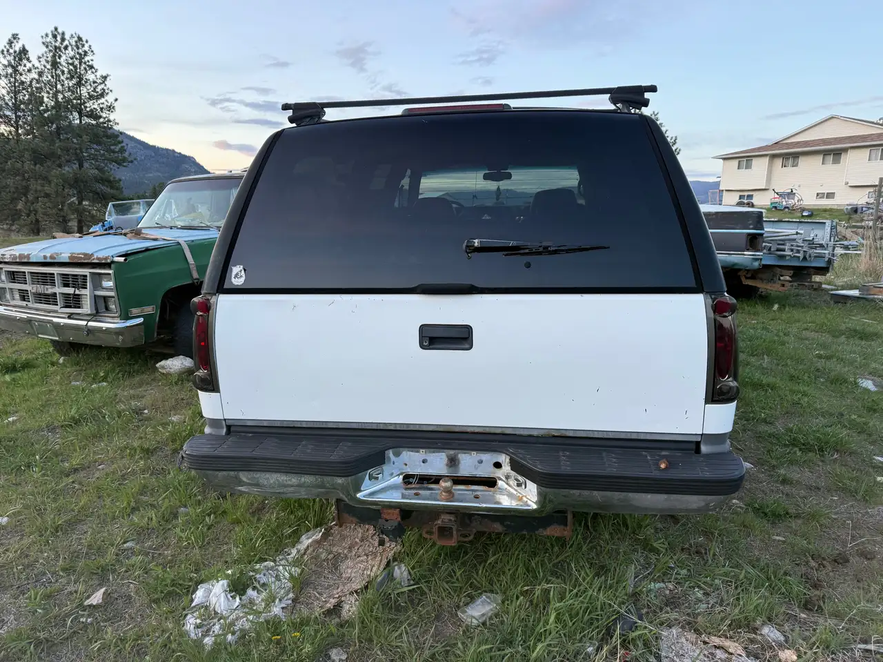 Chevrolet Suburban снимка Chevrolet Suburban
