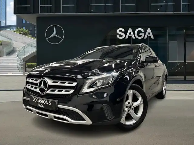 Mercedes-Benz GLA 180 Urban