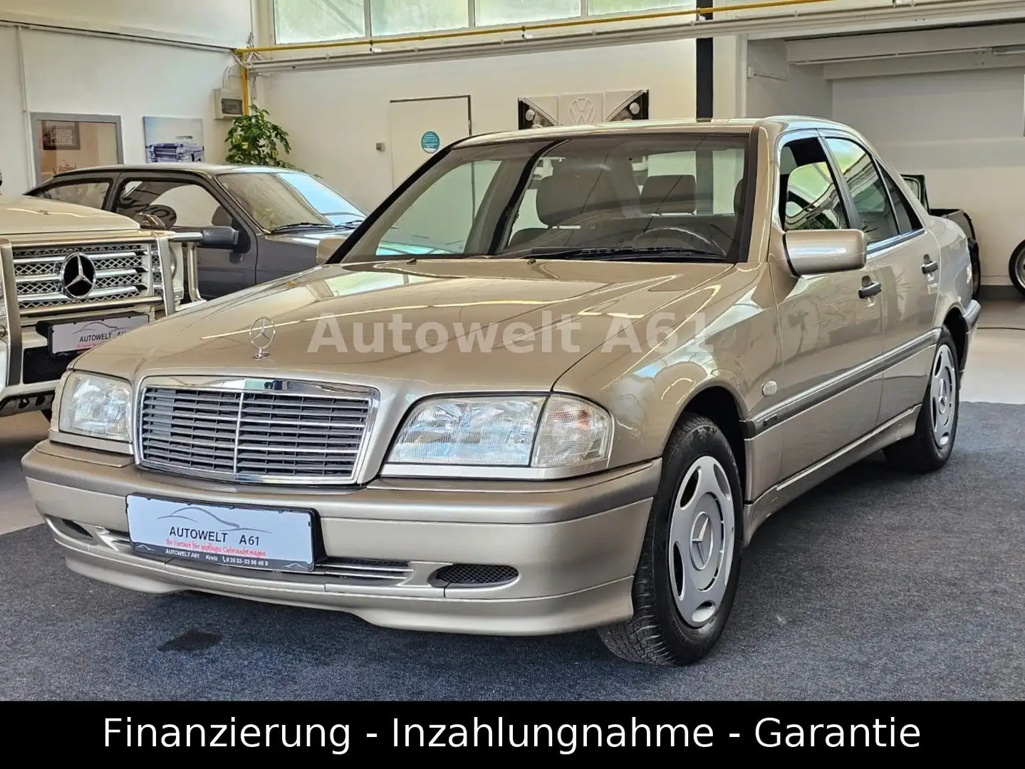 Mercedes-Benz C 180 Lim Classic *RENTNERAUTO*TOP GEPFLEGT * Plateado - 1