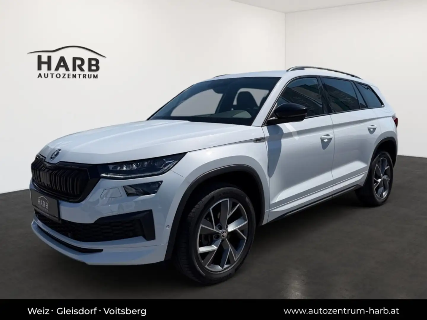 Skoda Kodiaq 2,0 TDI SCR 4x4 Sportline DSG Weiß - 2