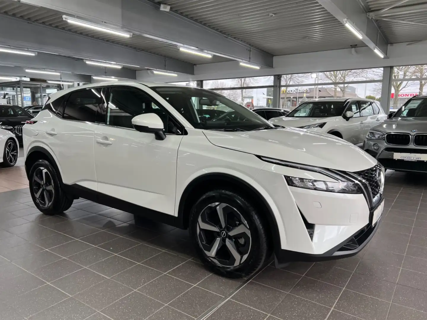 Nissan Qashqai 1.3 Connecta LED+KEYLESS+360°+ACC+VC uvm Bianco - 2