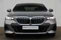 BMW i5 eDrive40 84 kWh M-Sportpakket / Panoramadak / Comf Grijs - thumbnail 2