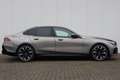 BMW i5 eDrive40 84 kWh M-Sportpakket / Panoramadak / Comf Grijs - thumbnail 3