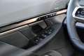 BMW i5 eDrive40 84 kWh M-Sportpakket / Panoramadak / Comf Grijs - thumbnail 17