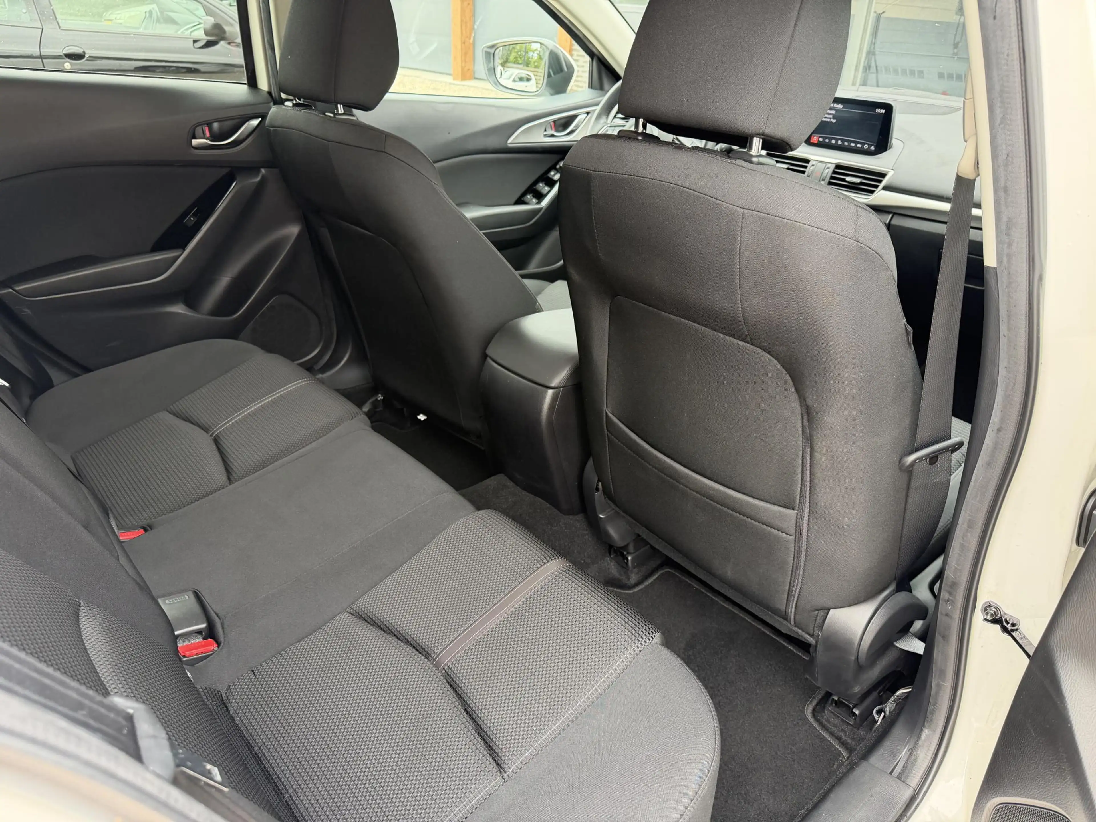 Mazda 3 2.0 SkyActiv-G 120 TS+ Dealeronderhouden — photo 11