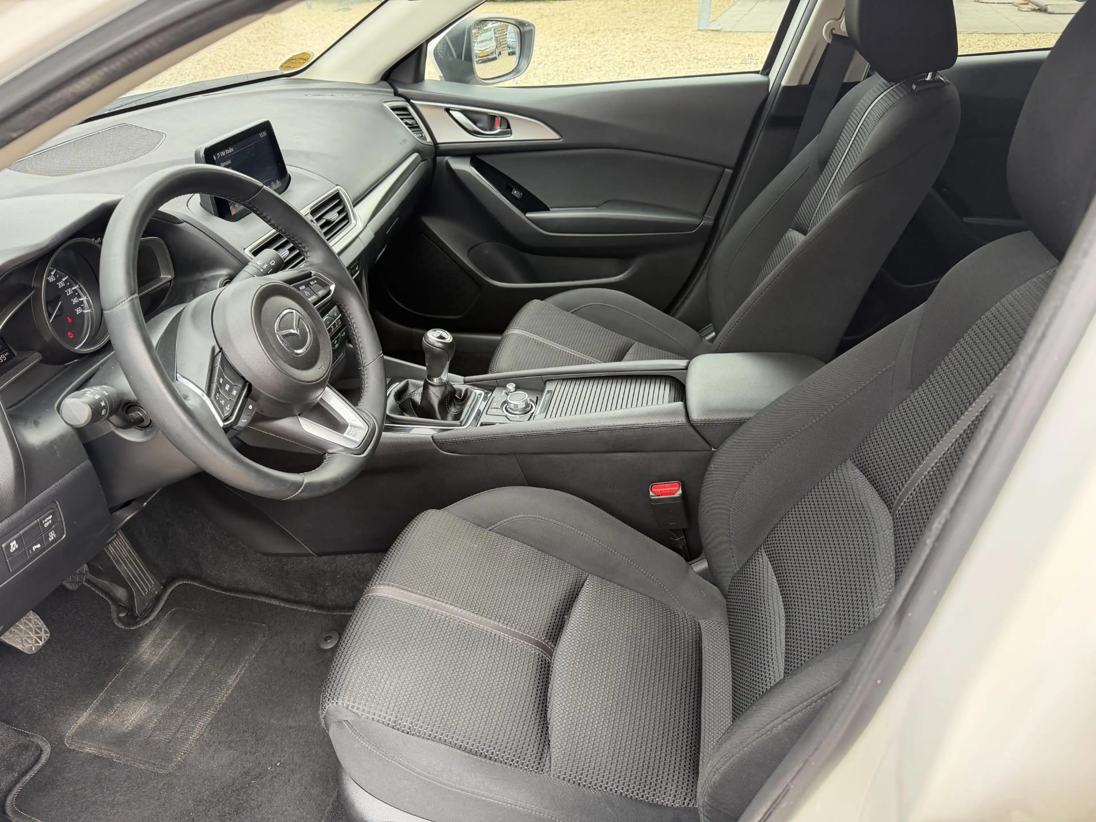 Mazda 3 2.0 SkyActiv-G 120 TS+ Dealeronderhouden — photo 9