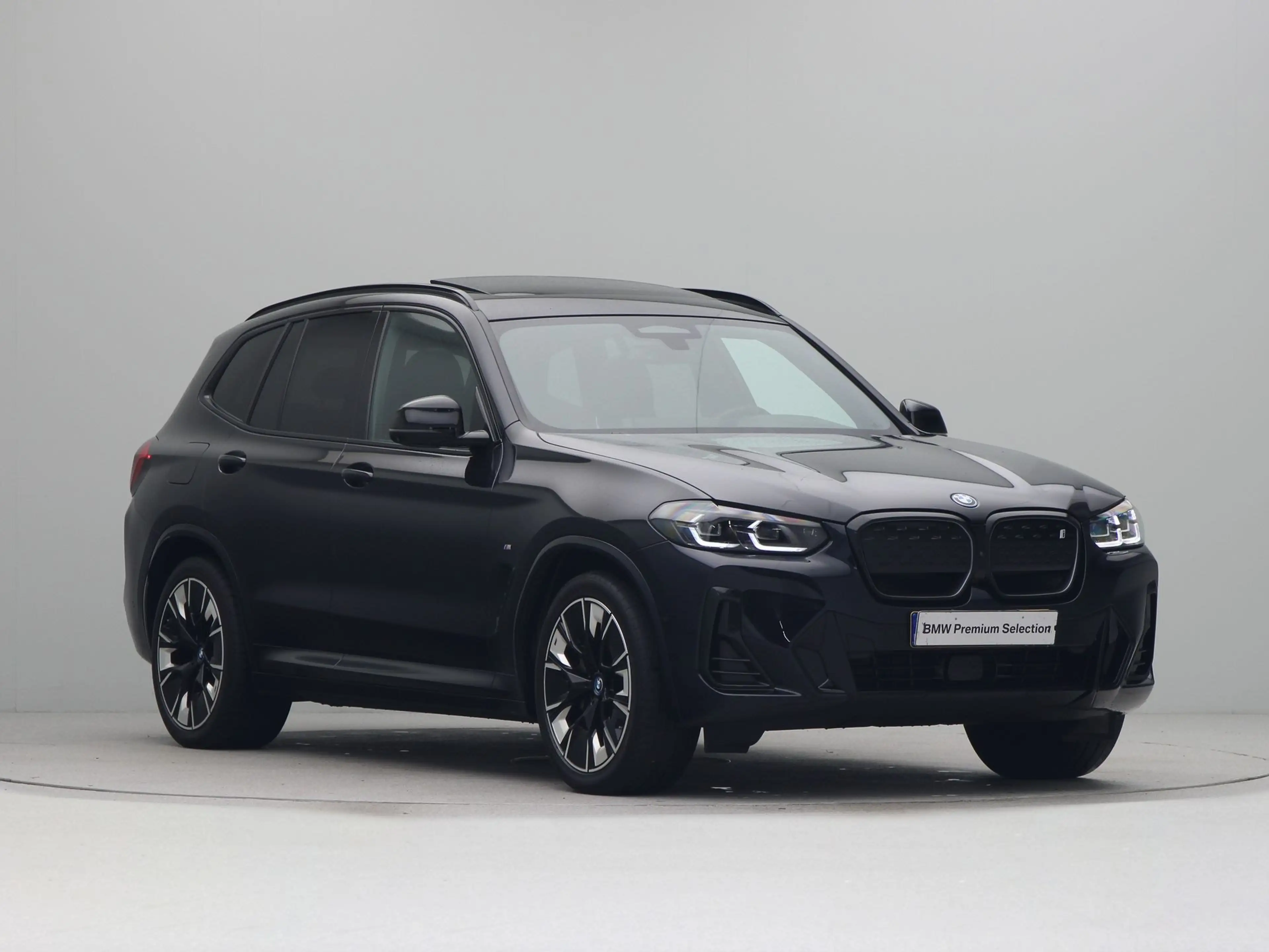 BMW iX3 High Executive 80 kWh — photo 6