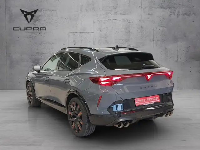 Cupra Formentor view 8