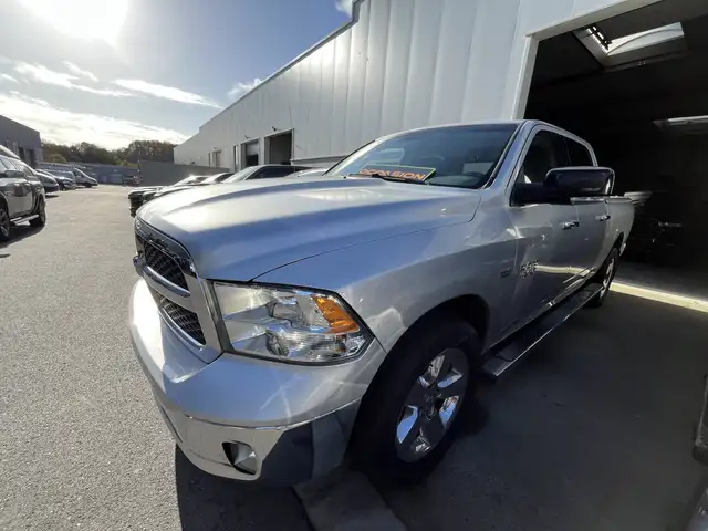 Dodge RAM 1500 BigHorn CrewCab