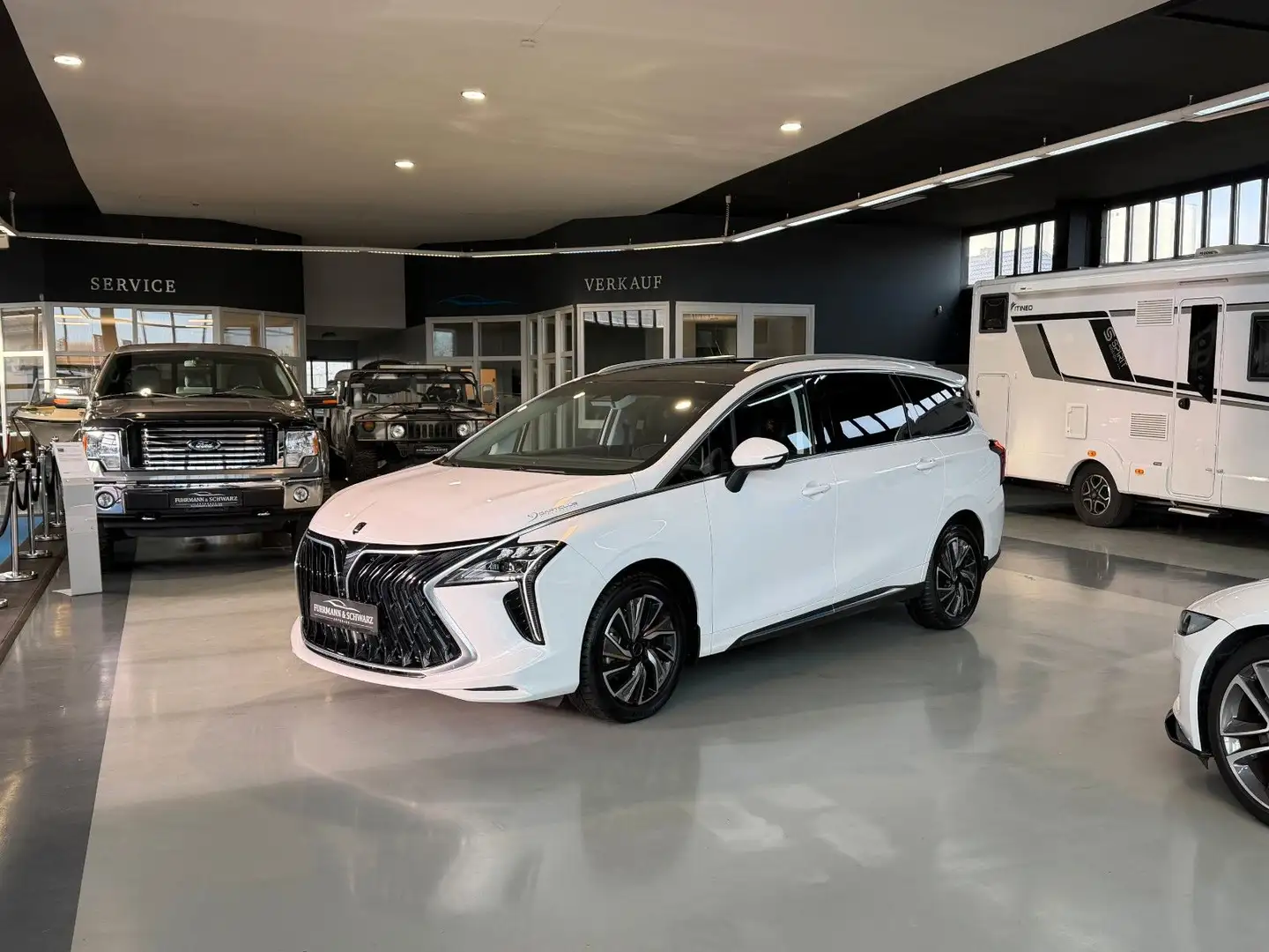 DFSK Forthing 4 DSFK Forthing 4+360°kam.+3 Z.Klima+CarPlay+7Sitz Bílá - 1