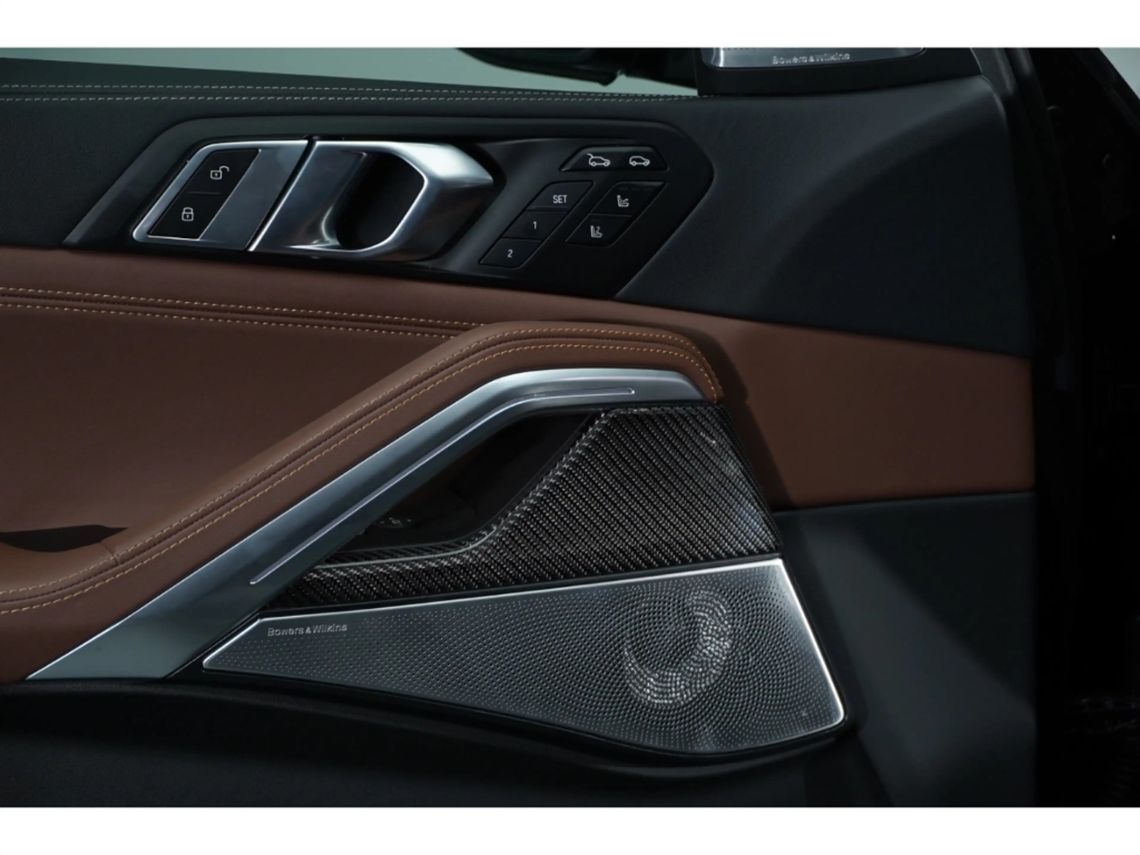BMW X6 30 d M Sport Pro PANO HUD AHK LUFTF. Comfort+ H&K — photo 13