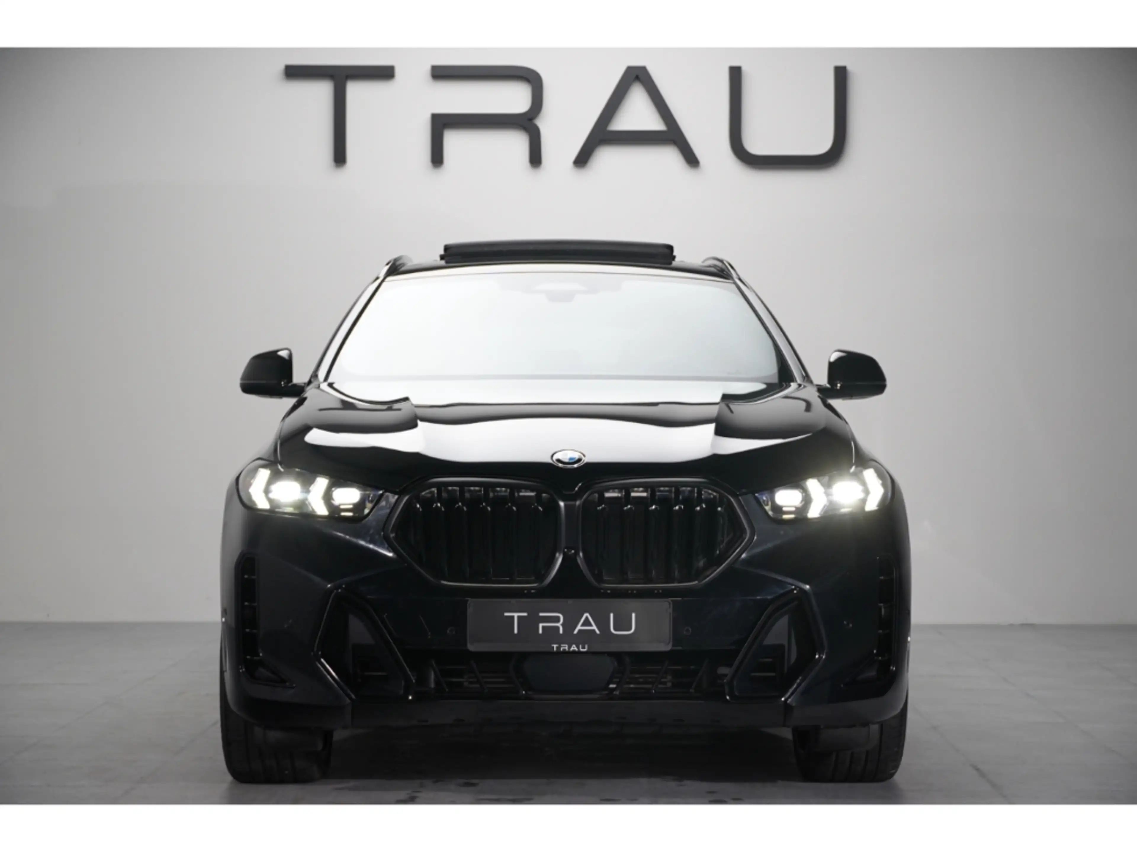 BMW X6 30 d M Sport Pro PANO HUD AHK LUFTF. Comfort+ H&K