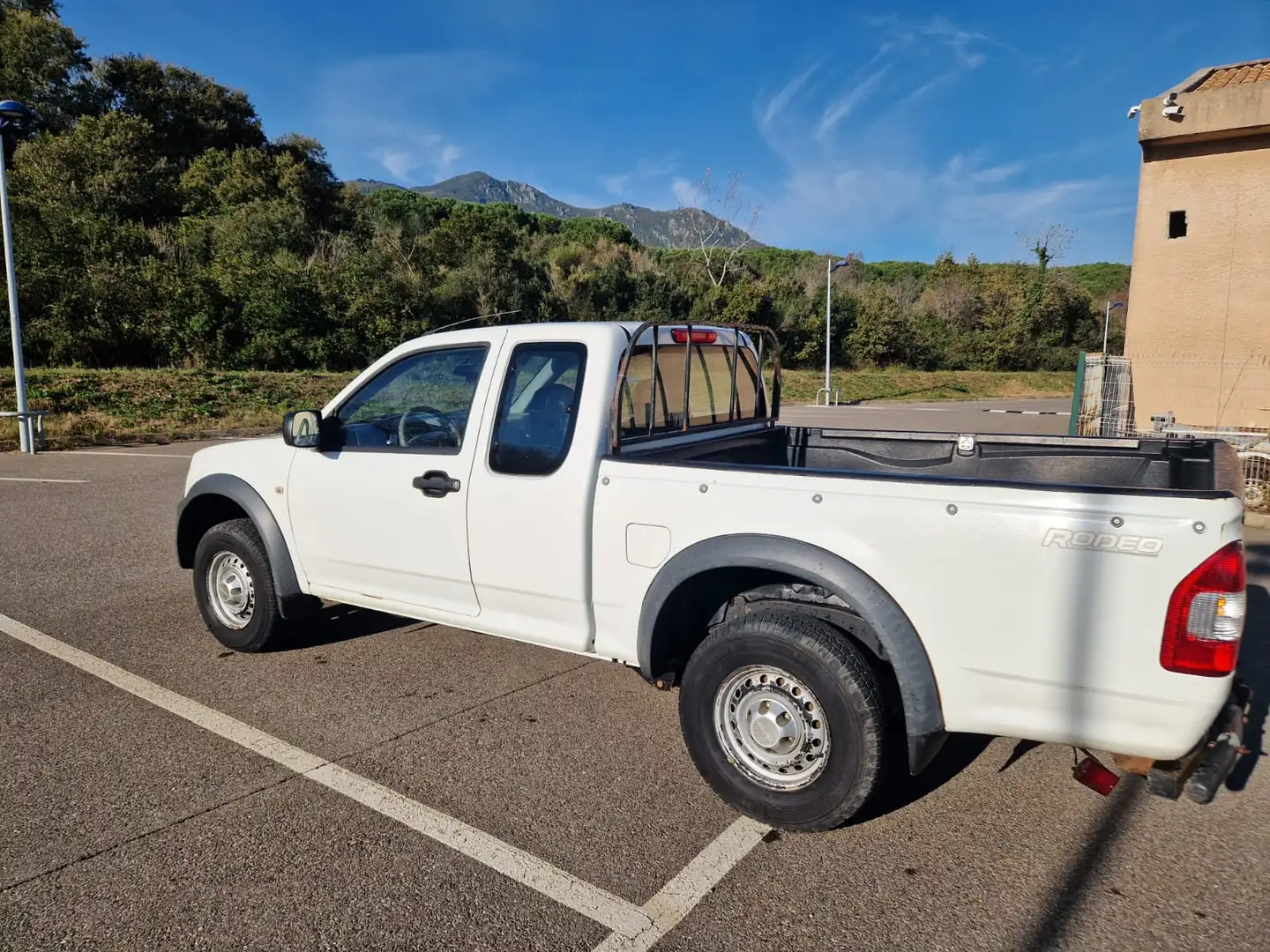 Isuzu Rodeo Weiß - 1