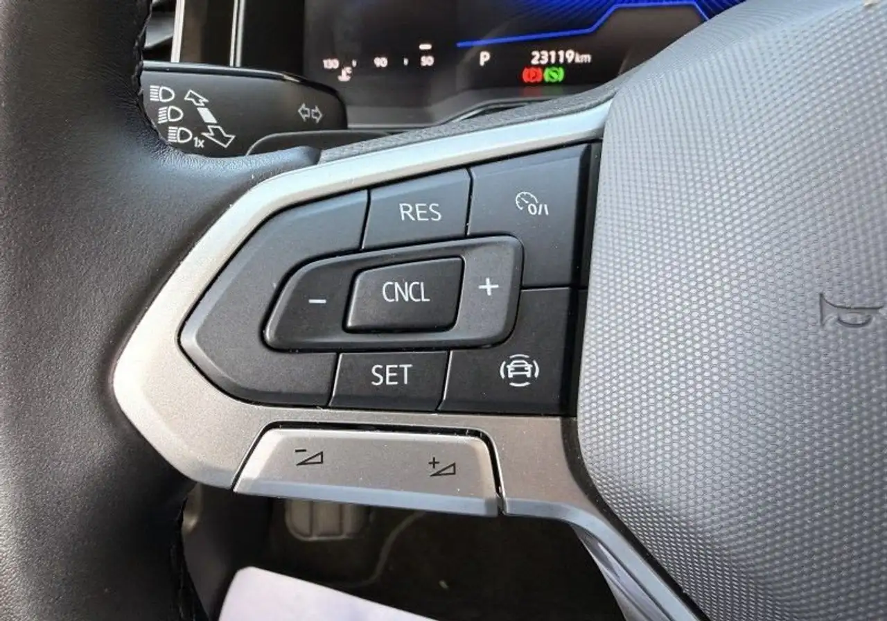 Volkswagen Polo Citadine 5 portes — photo 21