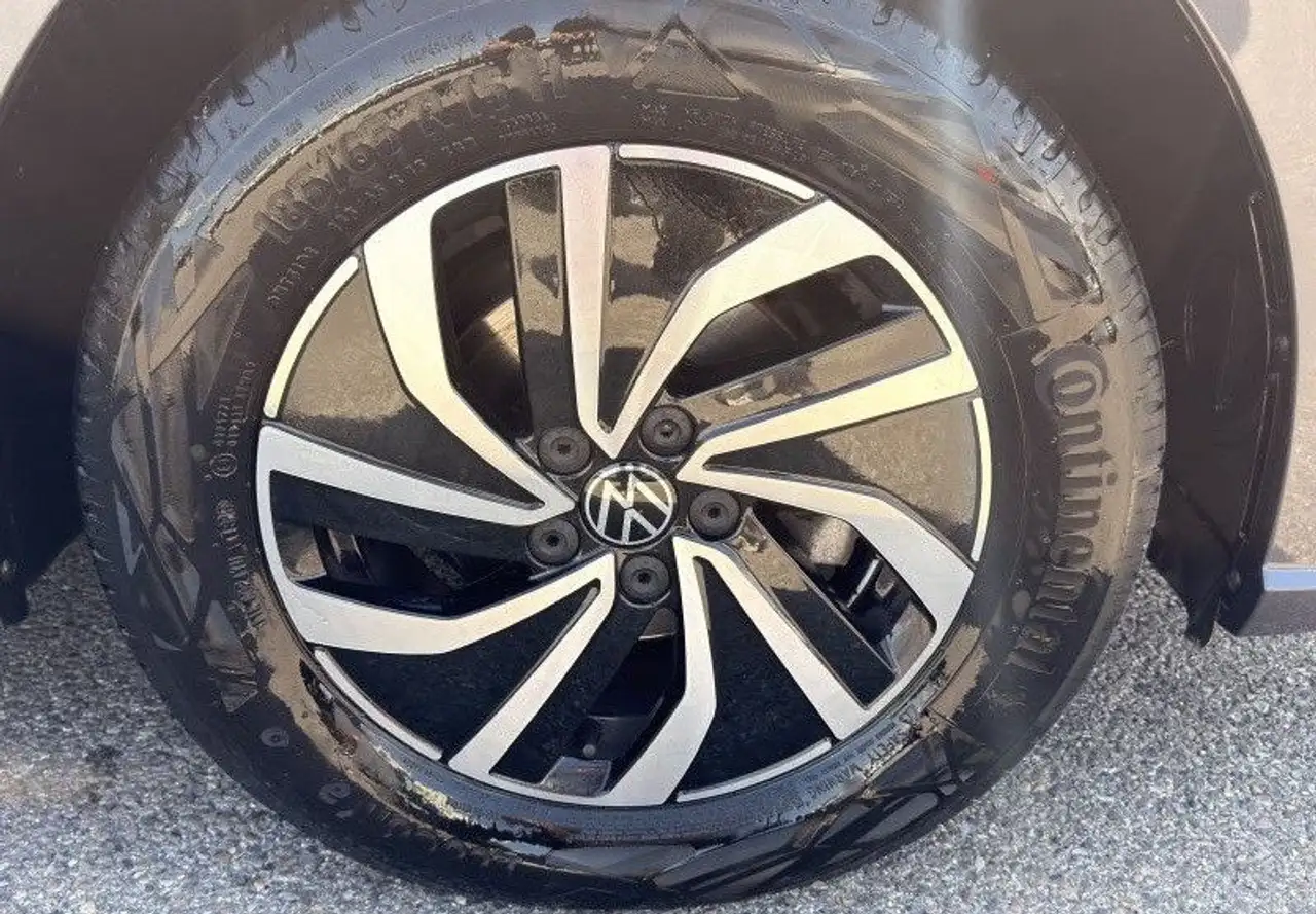 Volkswagen Polo Citadine 5 portes — photo 5
