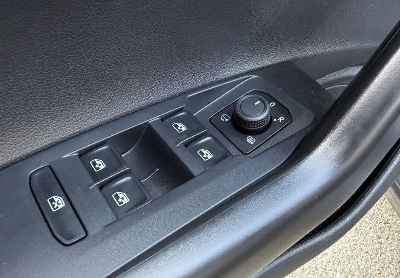 Volkswagen Polo Citadine 5 portes — photo 15