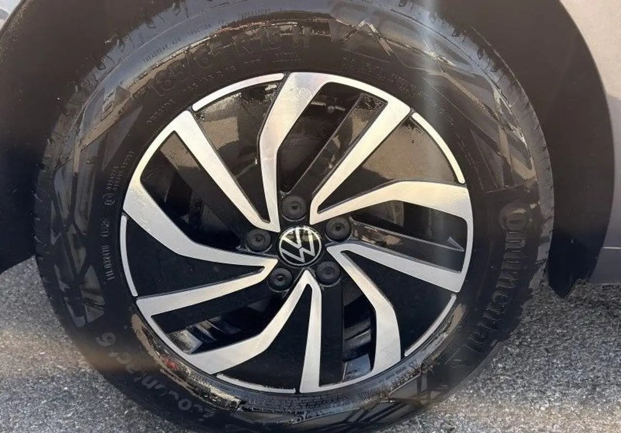 Volkswagen Polo Citadine 5 portes — photo 6