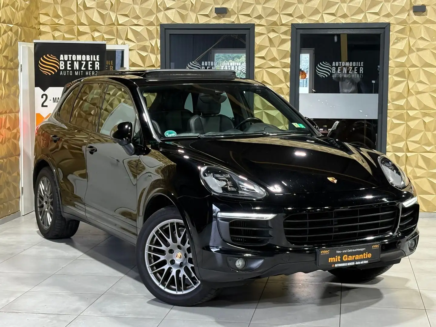 Porsche Cayenne Platinum Edition/PANO/KAMERA/BOSE/NAVI Schwarz - 1