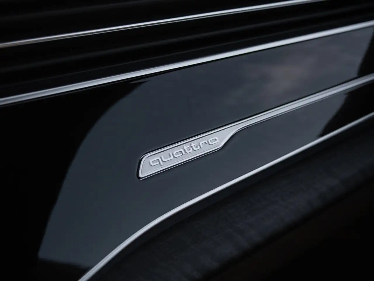 Audi Q8 снимка Audi Q8