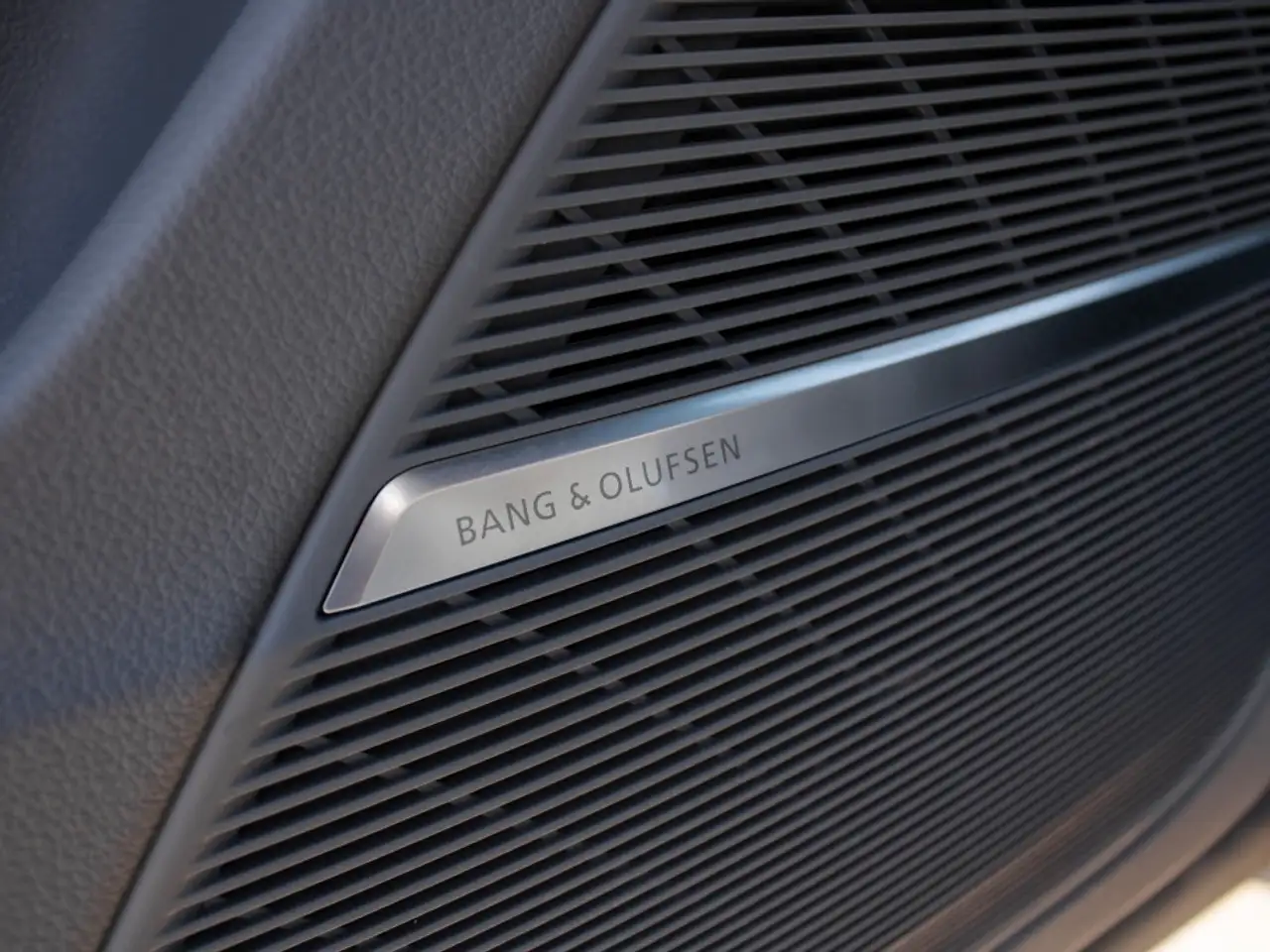 Audi Q8 снимка Audi Q8