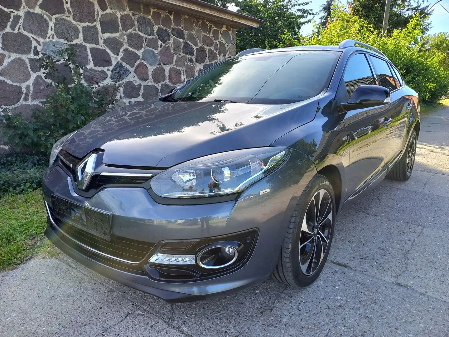Renault Megane III Grandtour BOSE Edition- Navi Grau - 1