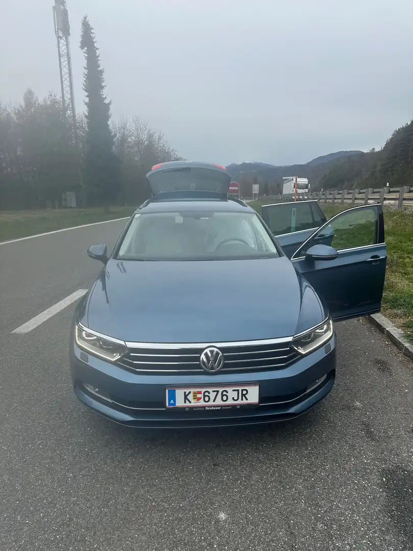 Volkswagen Passat Variant Passat Variant Highline 2,0 TDI SCR DSG Highline Blau - 2